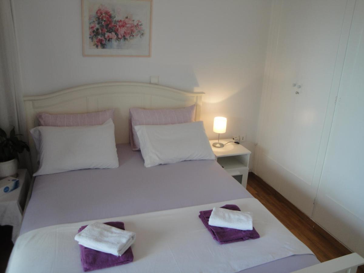 Flor De Mayo,Apt In Alimos Near The Sea เอเธนส์ ภายนอก รูปภาพ